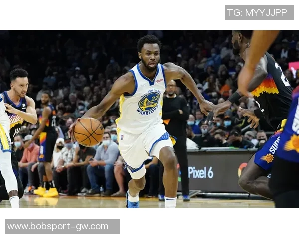 维金斯表现不佳11投仅5中贡献14分3篮板2助攻三分球命中率不足